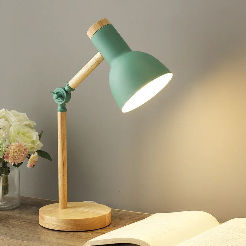 Creatieve Tafellamp met Houten Design